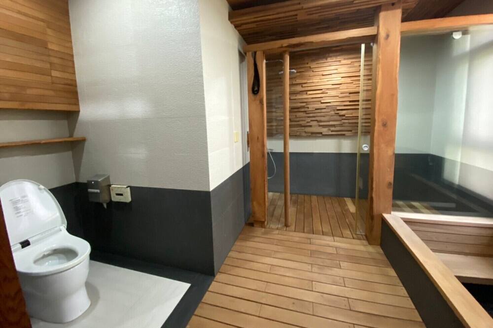 Photo of Bathroom in East District
