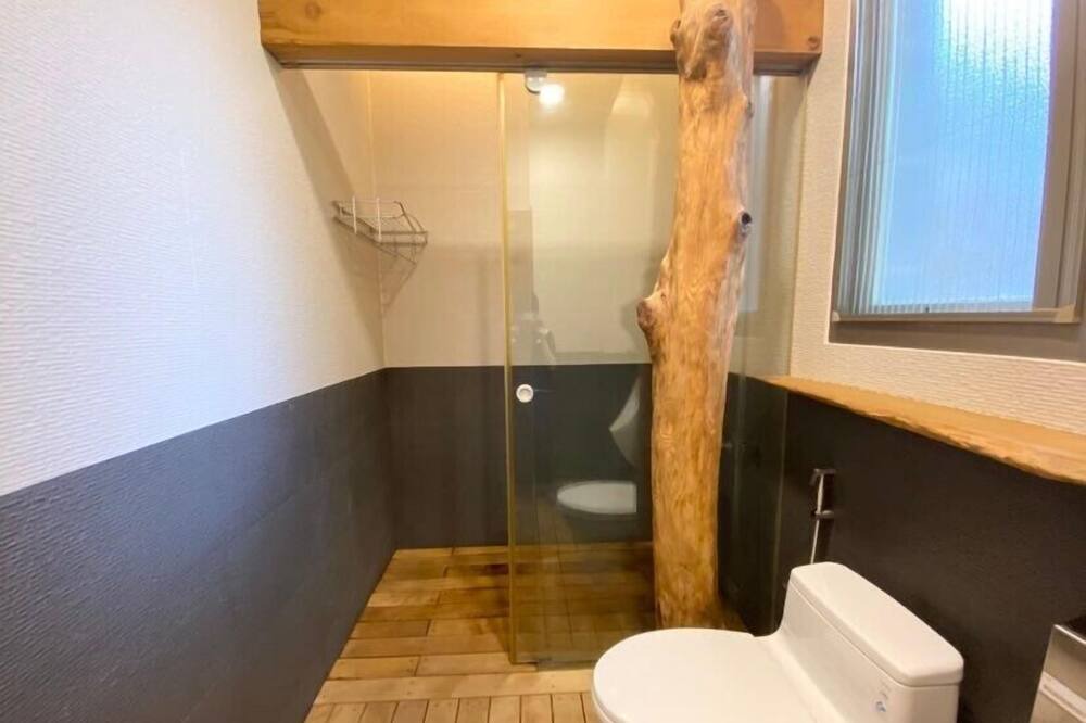 Photo of Bathroom in East District