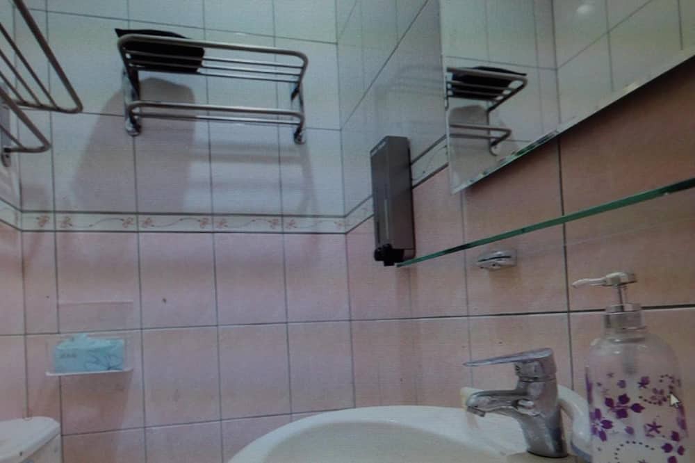 Photo of Bathroom in Yuli