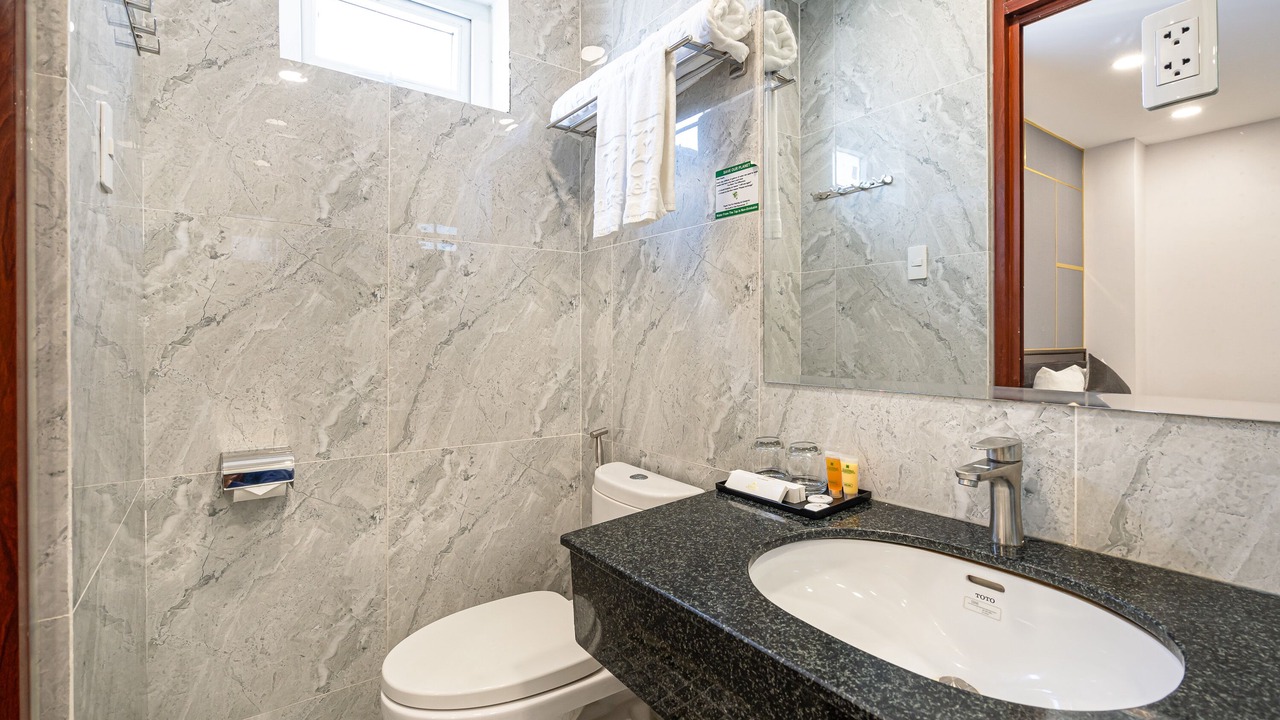 Photo of Bathroom in Phuong 8