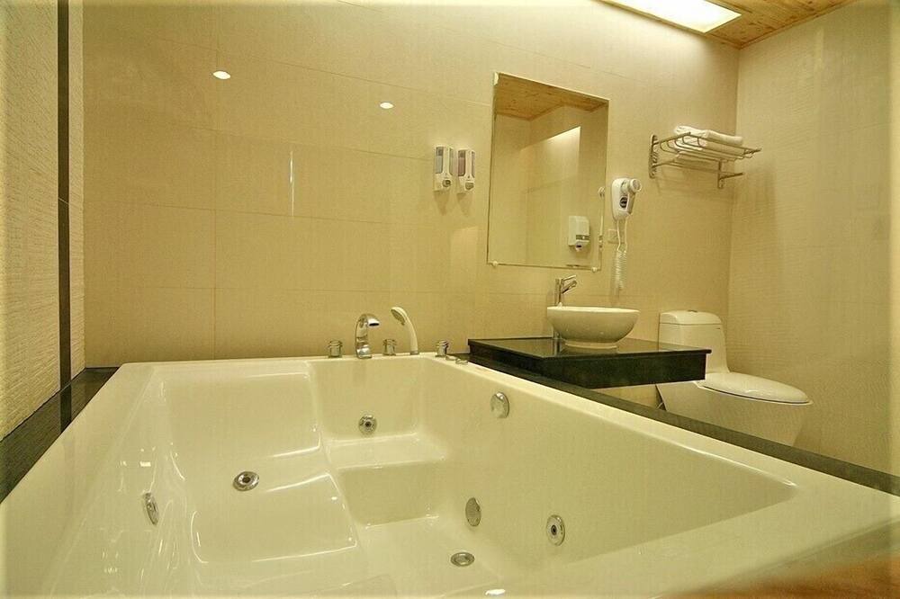 Photo of Bathroom in Big Beach
