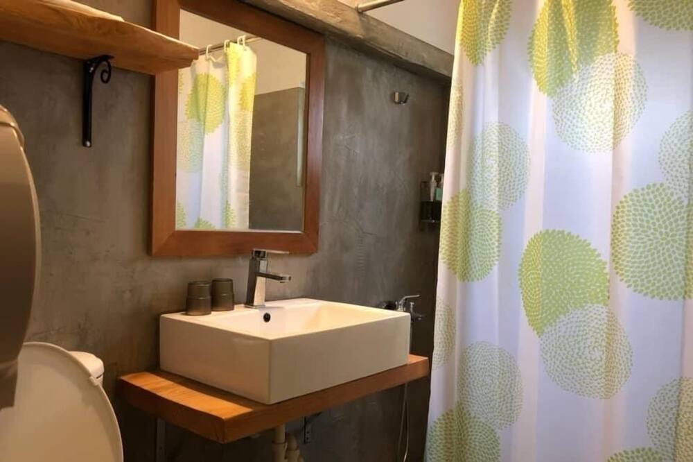 Photo of Bathroom in Xiulin