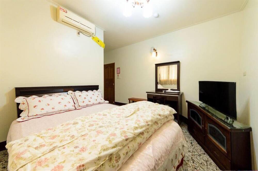 Photo of Bedroom in Jiji