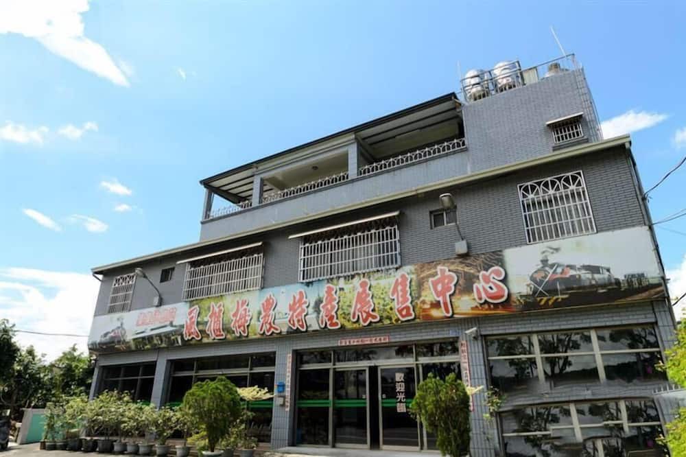 Photo of Outdoor in Jiji