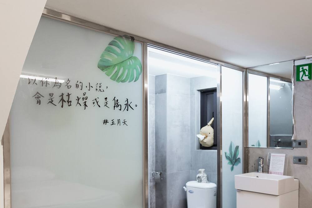 Photo of Bathroom in Tainan City Centre