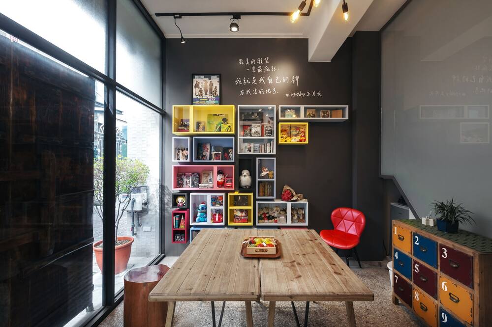 Photo of Livingroom in Tainan City Centre