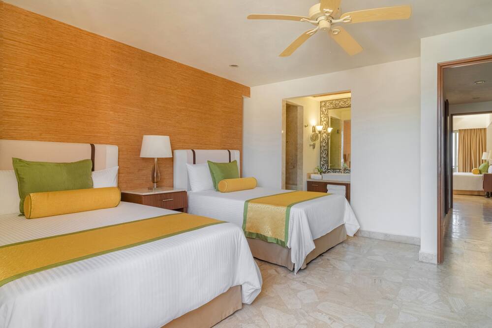 Photo of Bedroom in Costera Acapulco