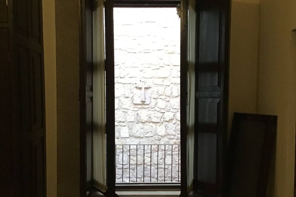 Photo of Livingroom in Historic Centre