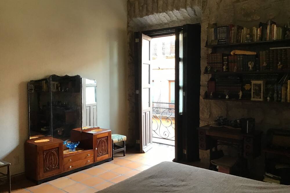 Photo of Bedroom in Historic Centre