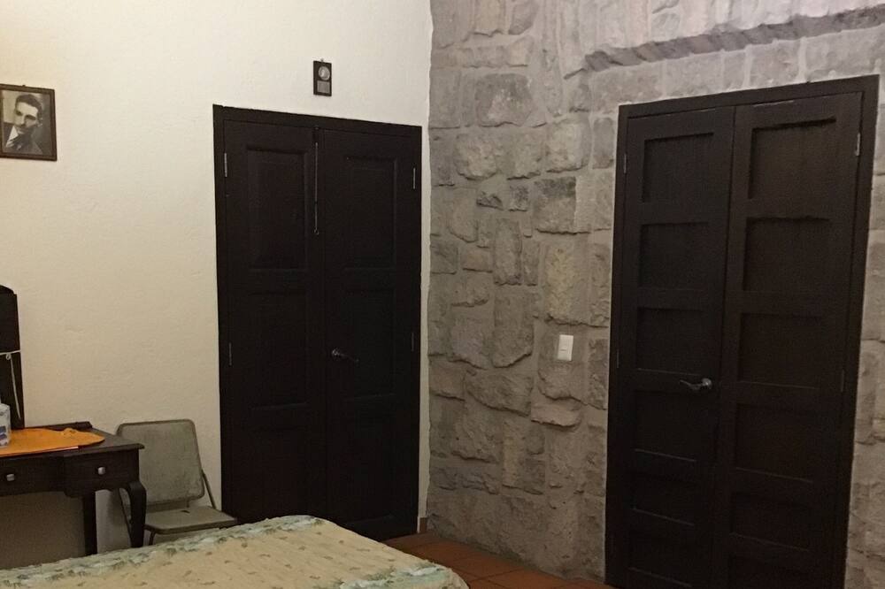 Photo of Bedroom in Historic Centre