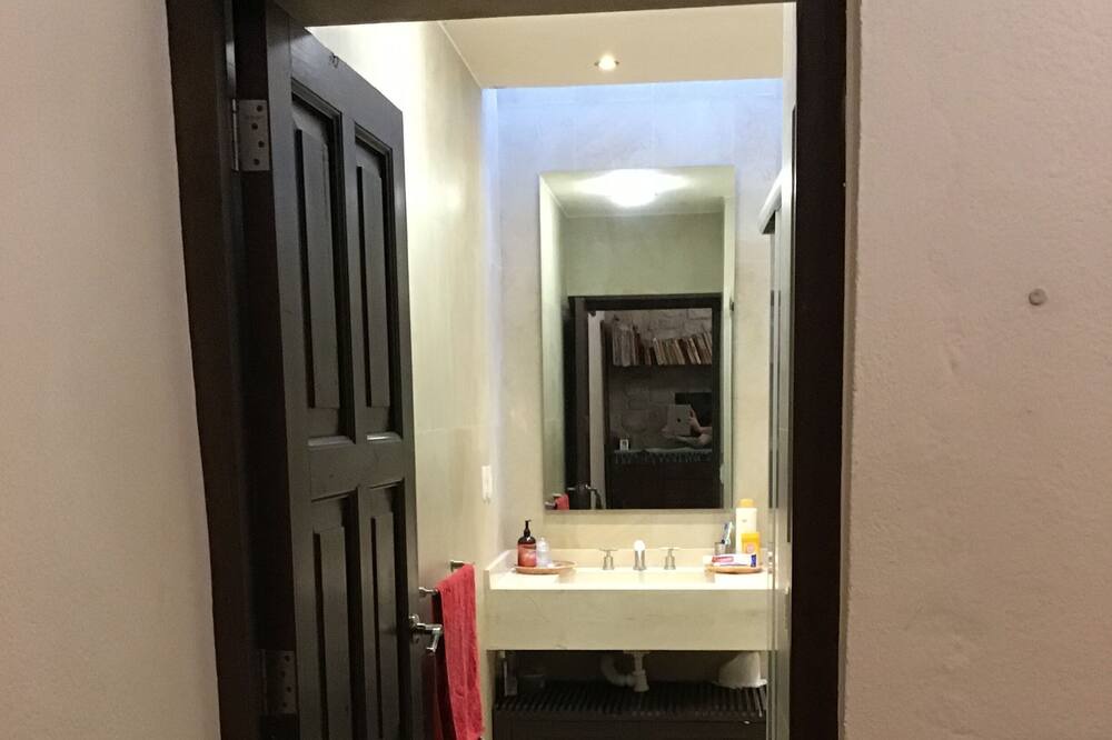 Photo of Bathroom in Historic Centre