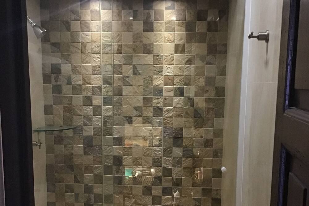 Photo of Bathroom in Historic Centre