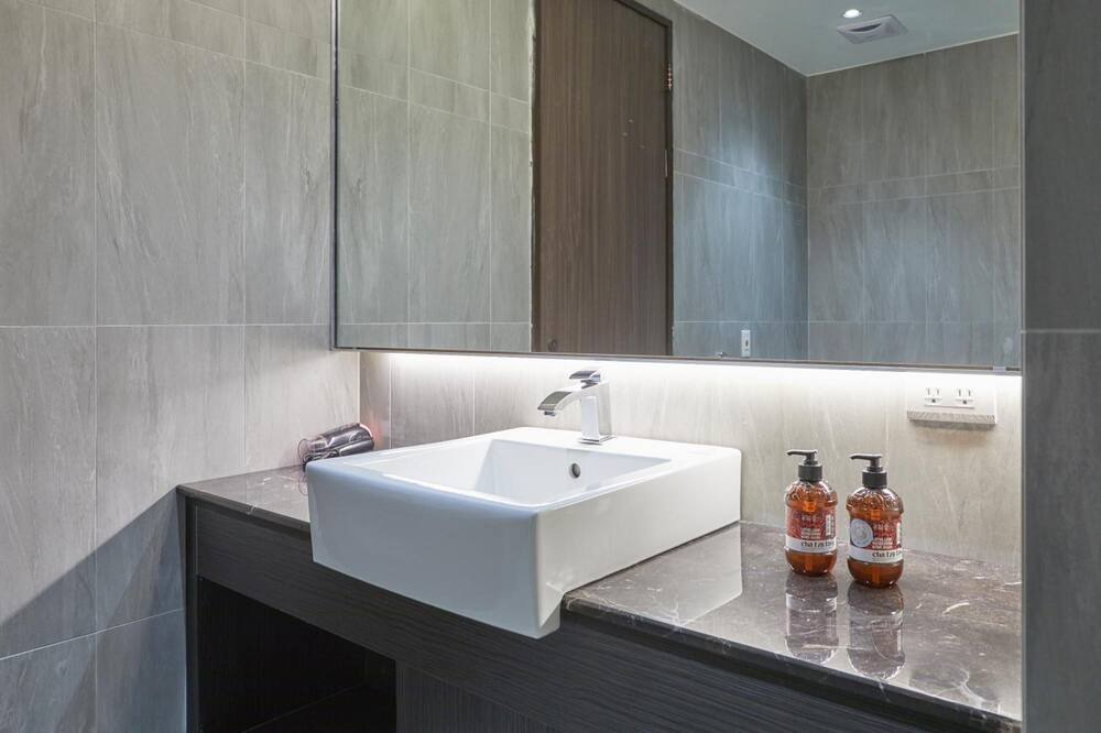 Photo of Bathroom in Guiren District