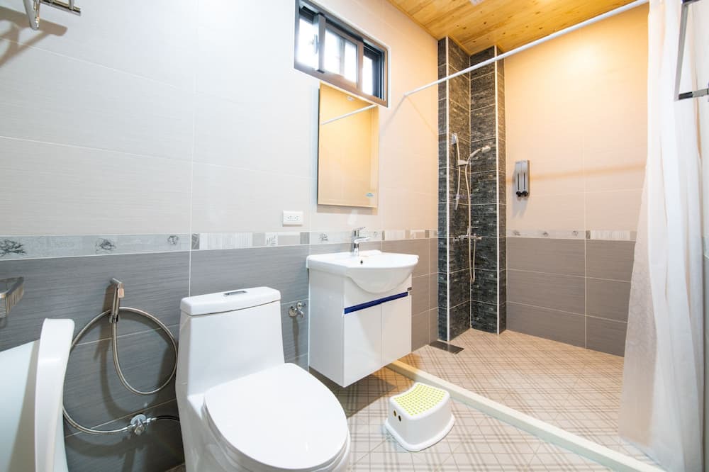 Photo of Bathroom in Xincheng