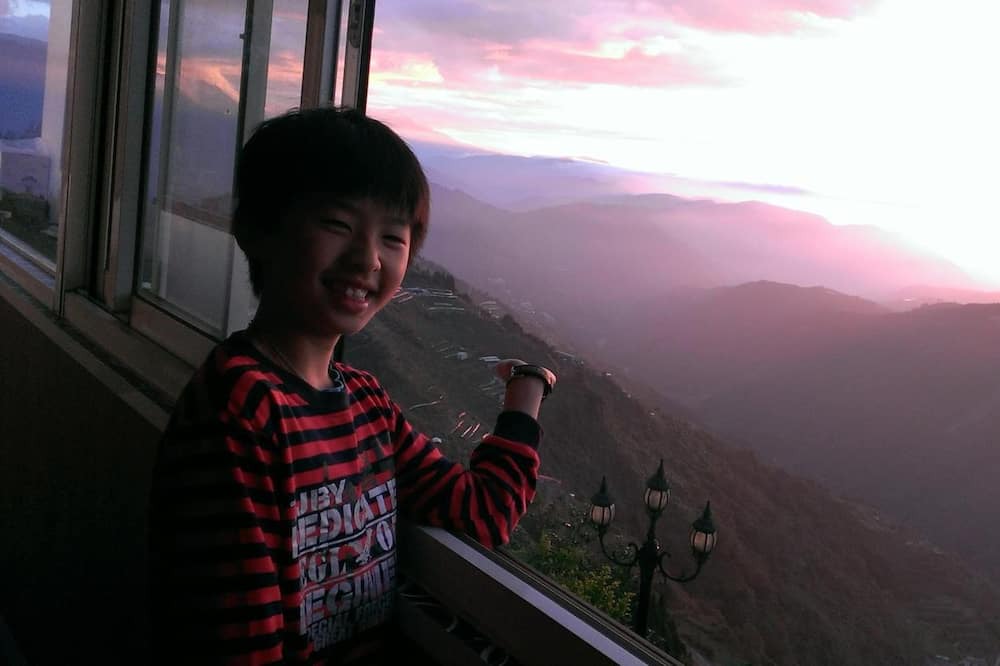 Photo of Patio Balcony in Ren'ai