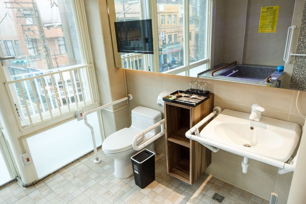 Photo of Bathroom in Wanli