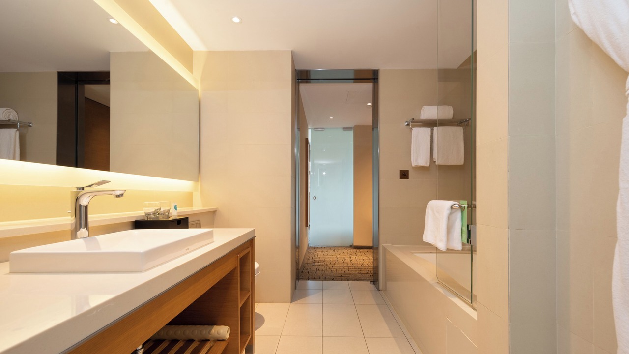 Photo of Bathroom in Jinfeng Qu