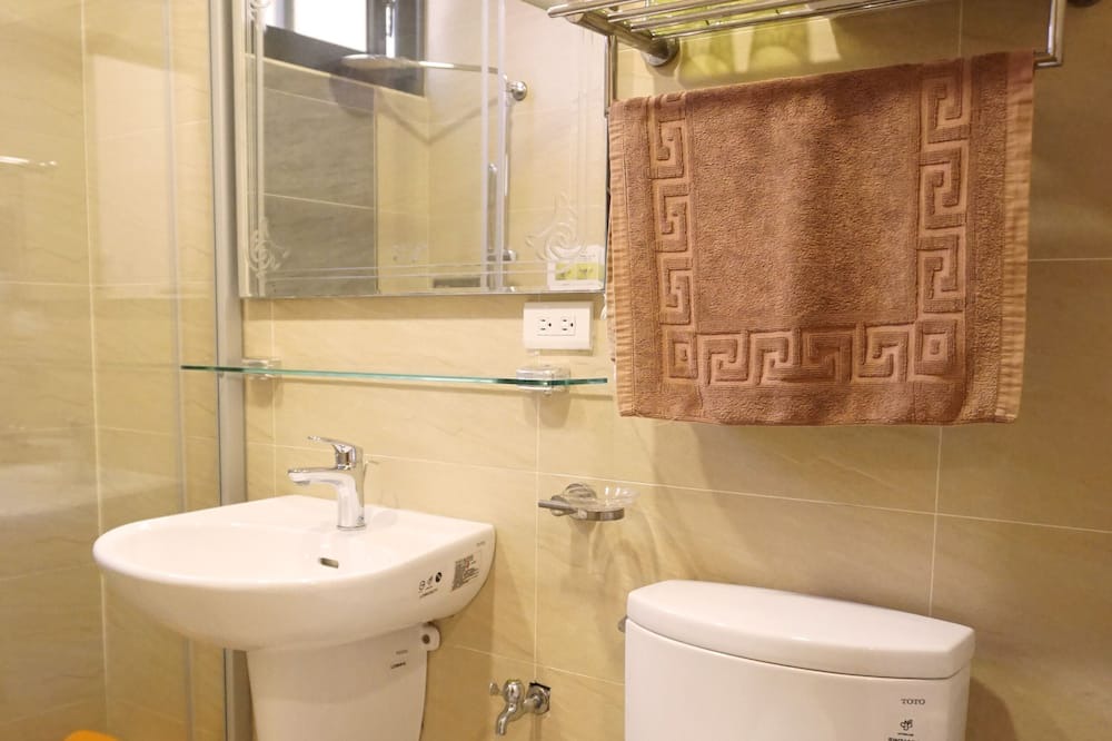 Photo of Bathroom in Jiji