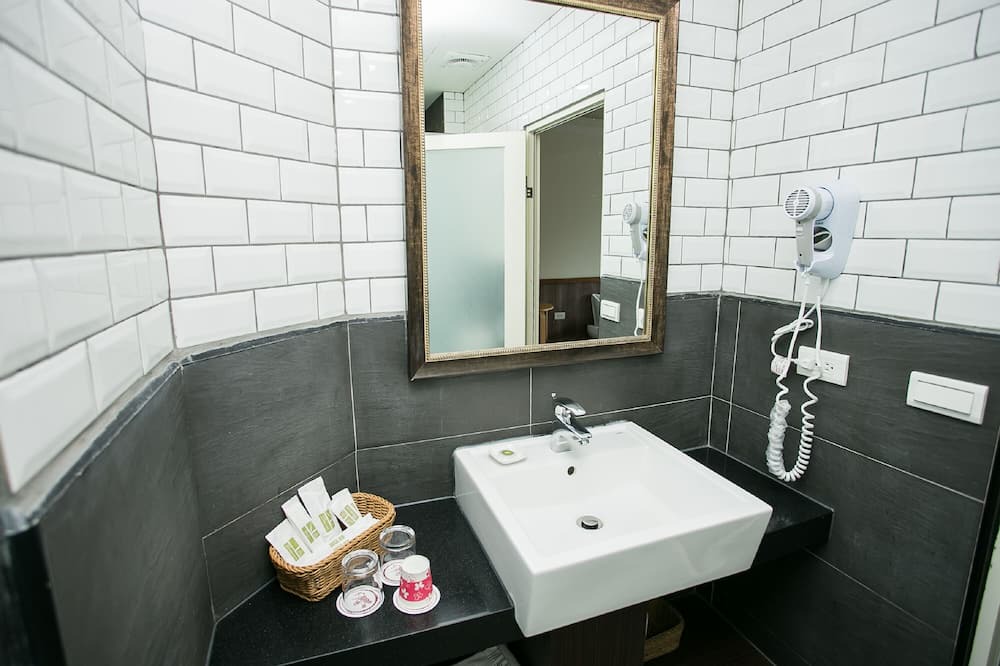 Photo of Bathroom in Fuxing District