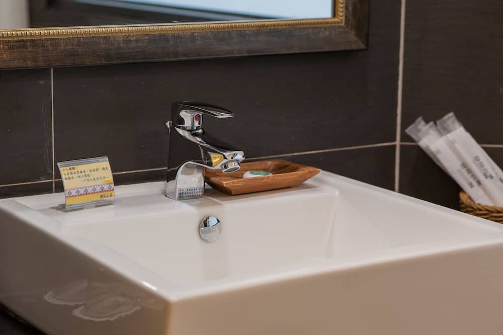 Photo of Bathroom in Fuxing District