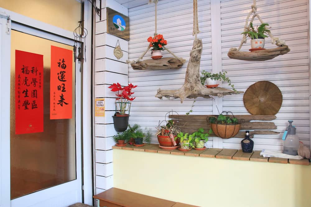 Photo of Others in Budai
