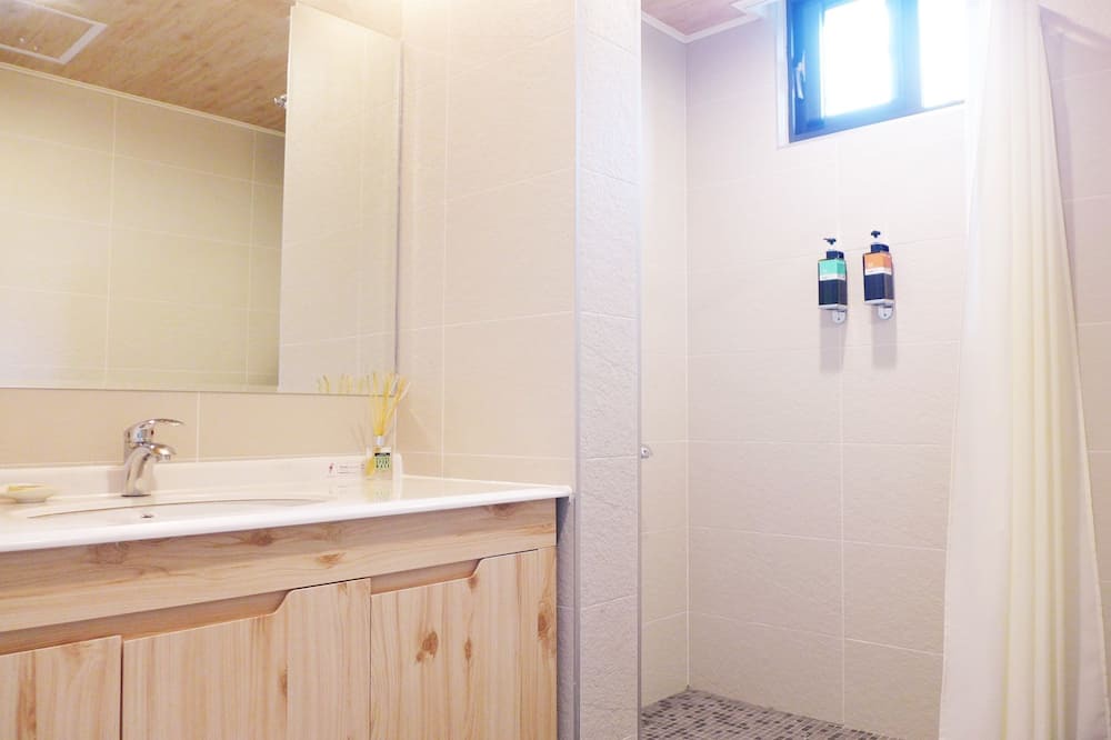 Photo of Bathroom in Yuchi
