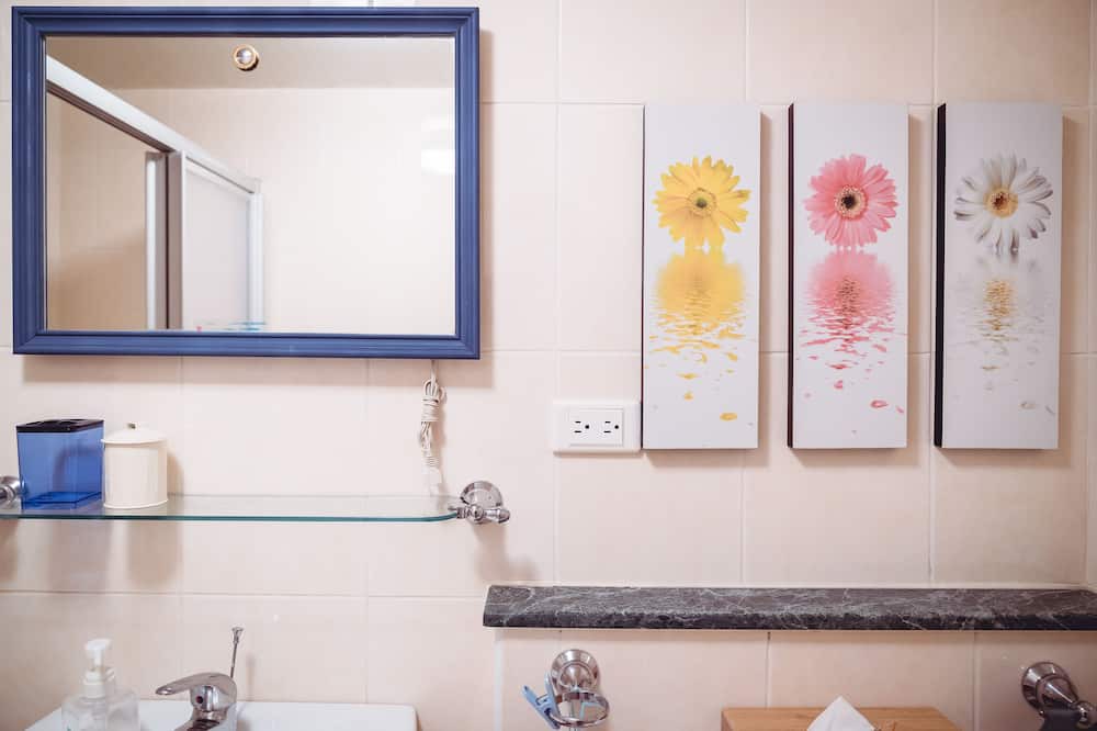 Photo of Bathroom in Gushan District