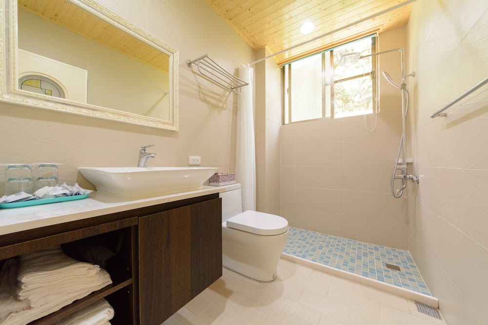 Photo of Bathroom in Puli