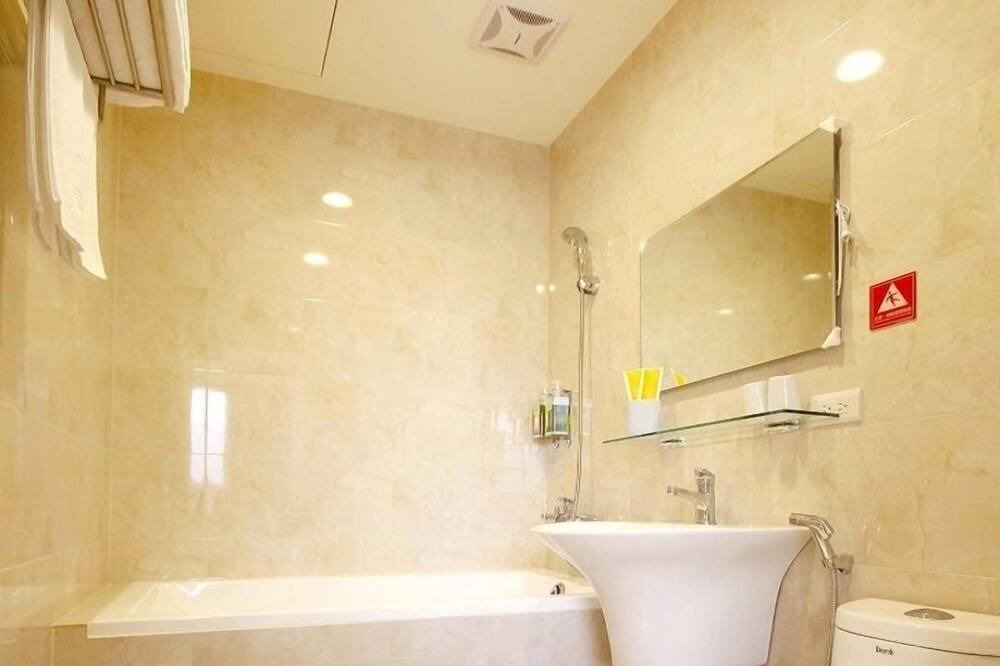 Photo of Bathroom in Puli
