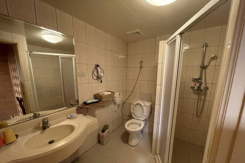 Photo of Bathroom in Fuxing District