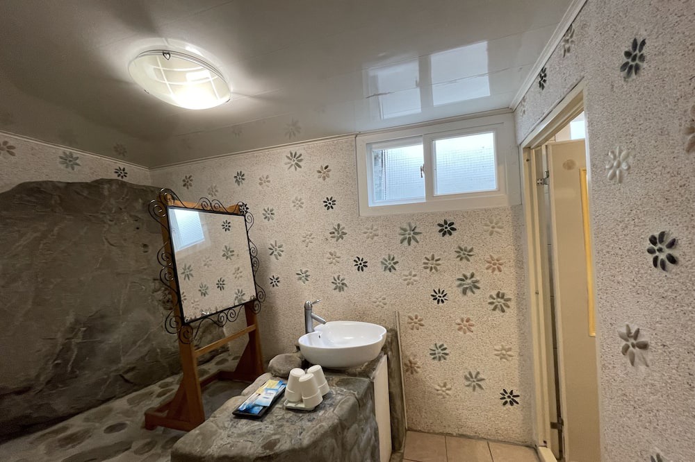 Photo of Bathroom in Fuxing District