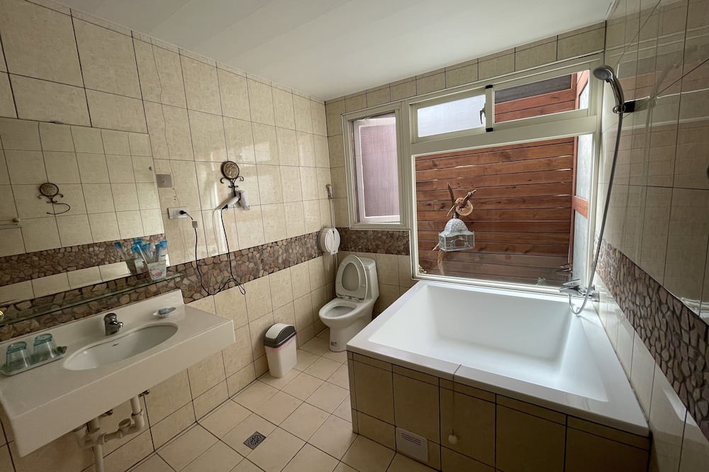 Photo of Bathroom in Fuxing District