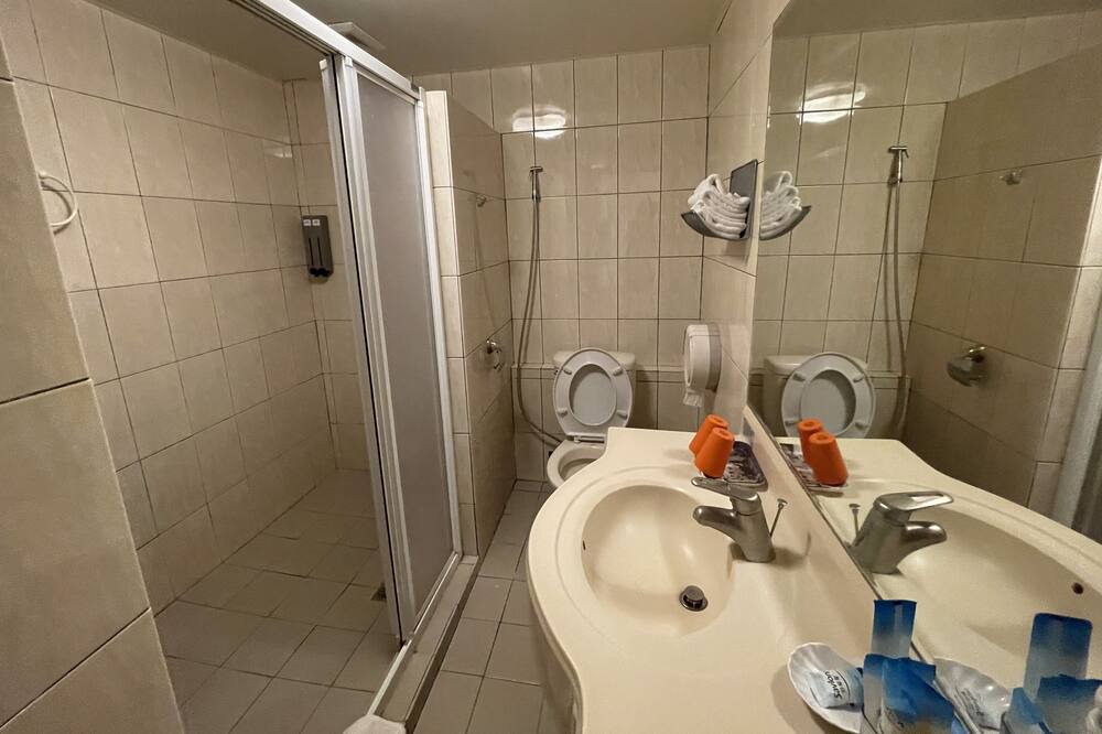 Photo of Bathroom in Fuxing District