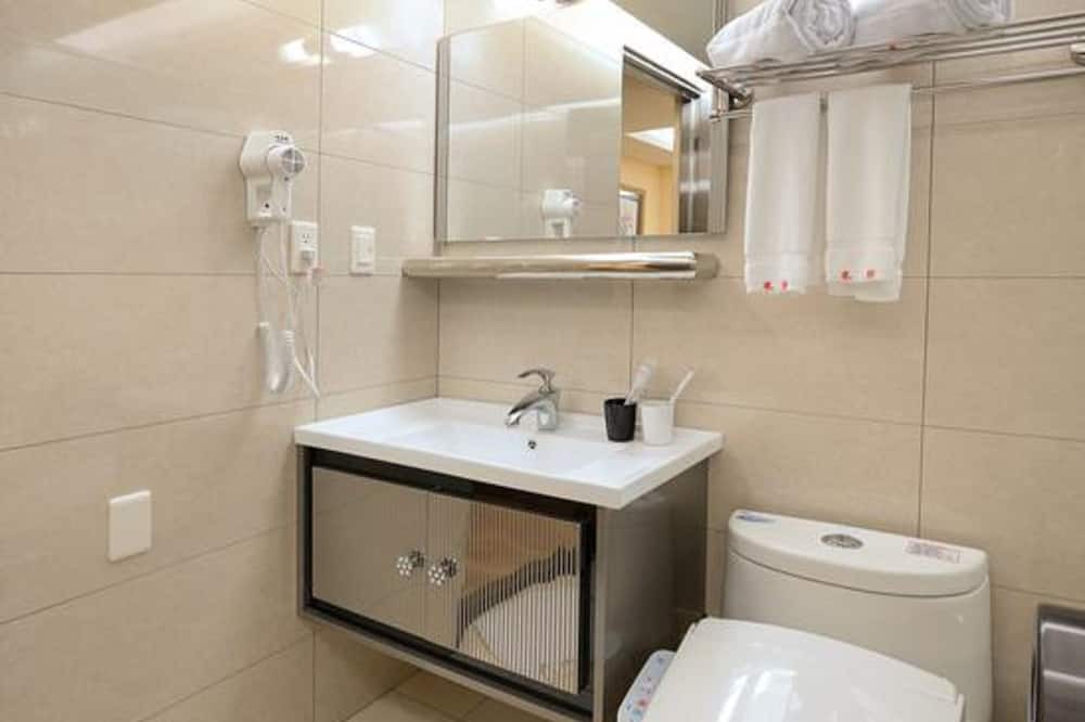 Photo of Bathroom in Yuchi
