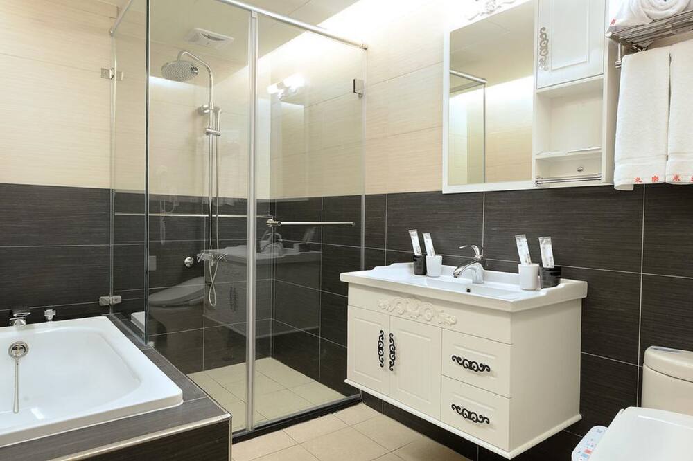 Photo of Bathroom in Yuchi