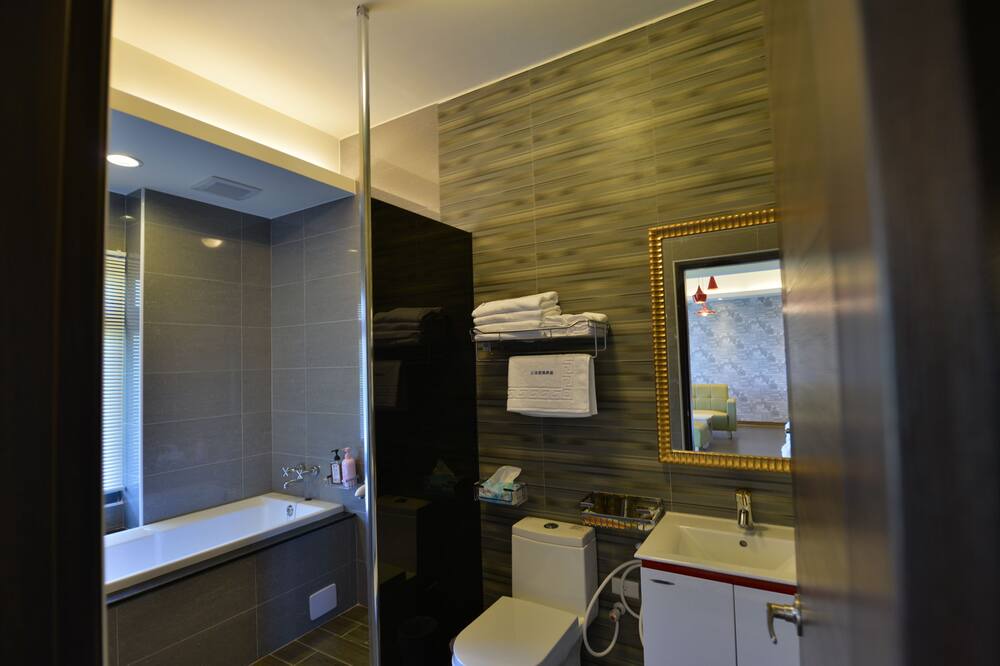 Photo of Bathroom in Shoufeng