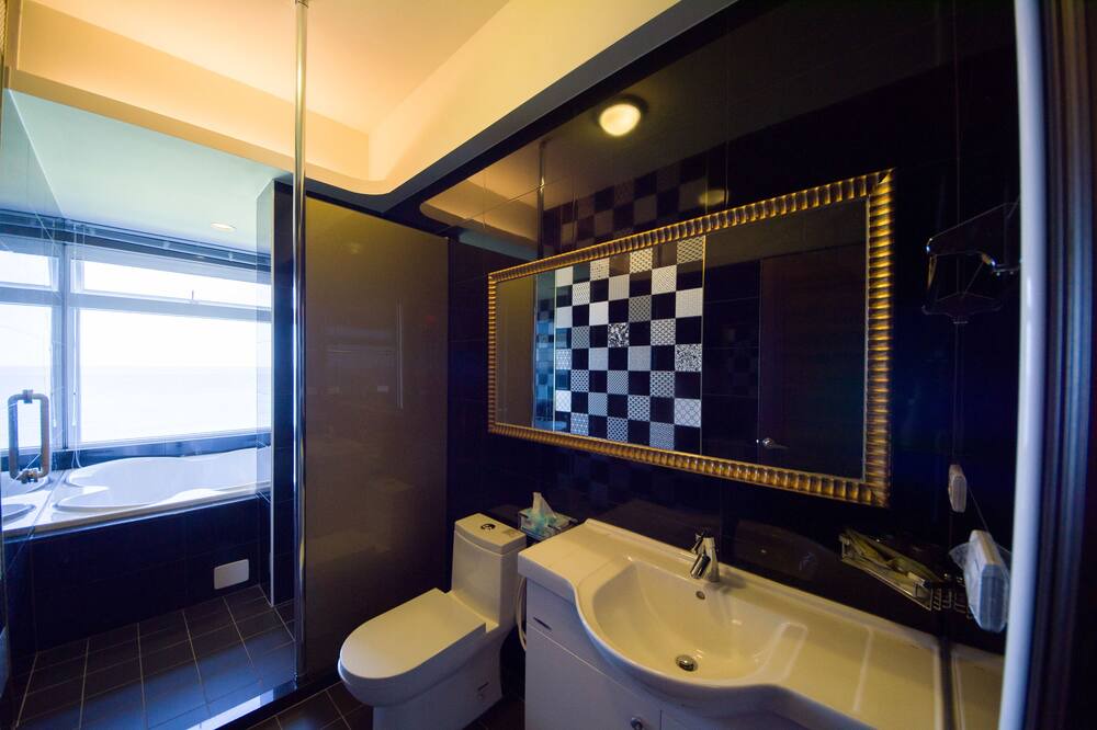 Photo of Bathroom in Shoufeng