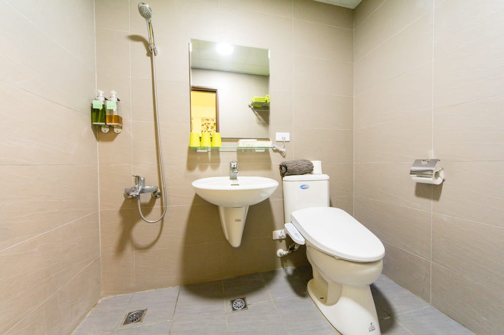 Photo of Bathroom in Guanxi