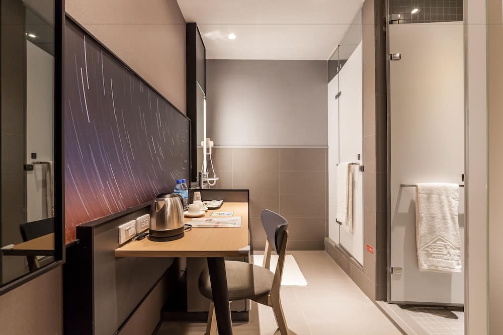 Photo of Bathroom in Taoyuan City Centre