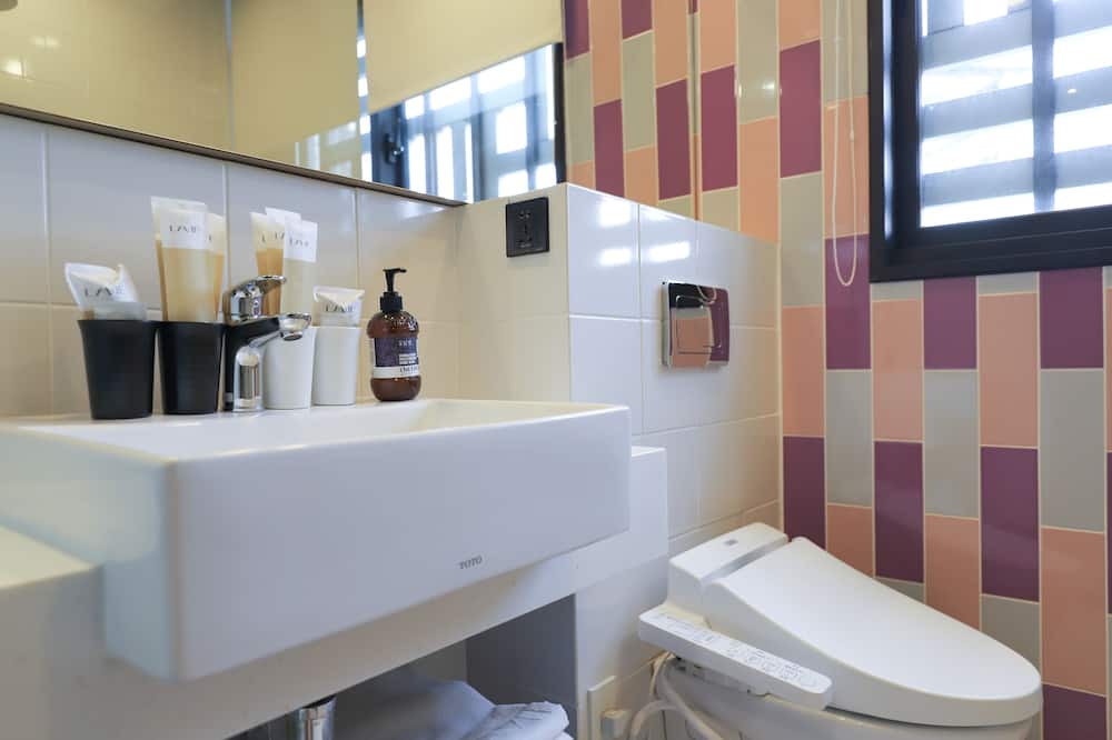 Photo of Bathroom in University District