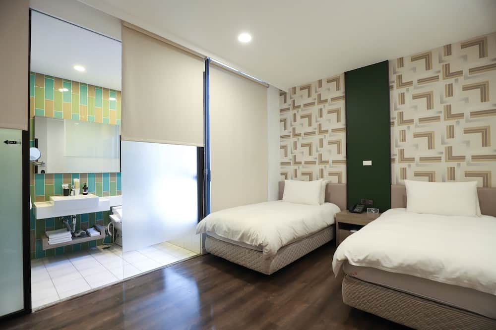 Photo of Bedroom in University District