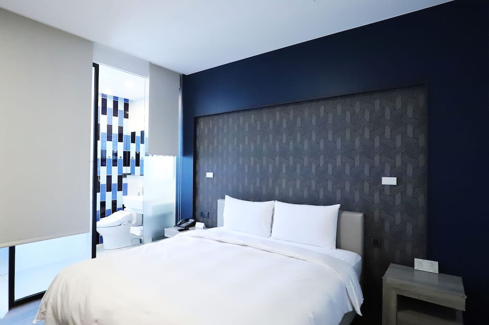 Photo of Bedroom in University District