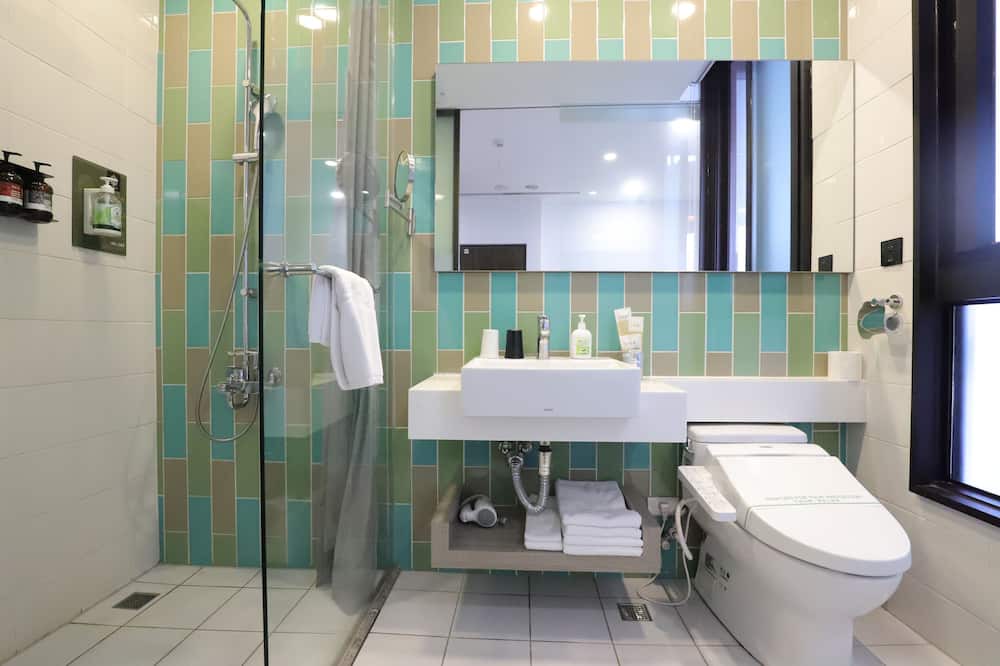 Photo of Bathroom in University District