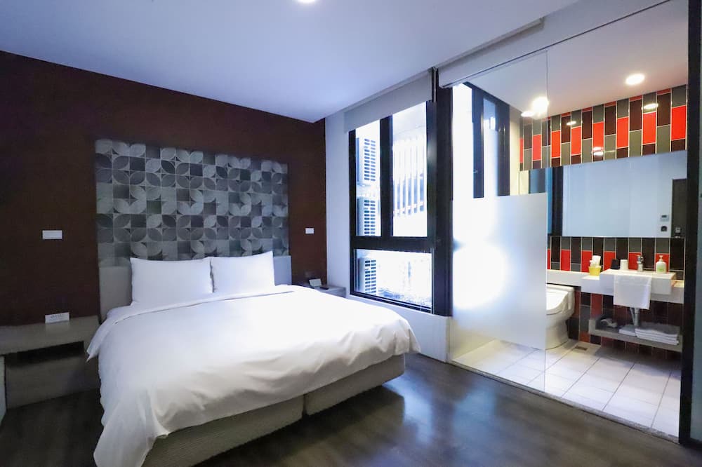 Photo of Bedroom in University District