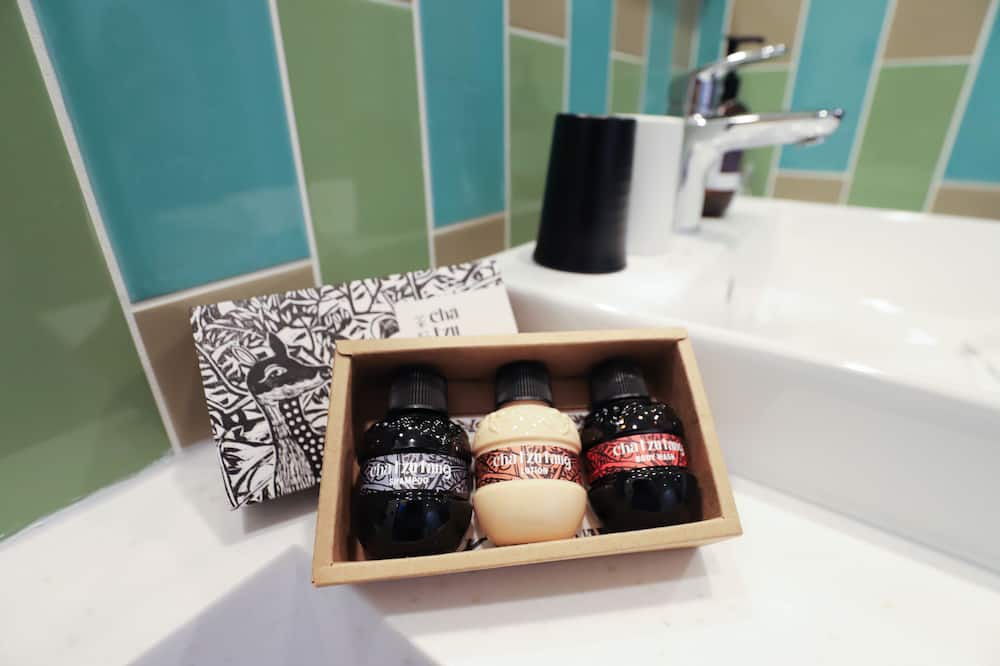 Photo of Bathroom in University District
