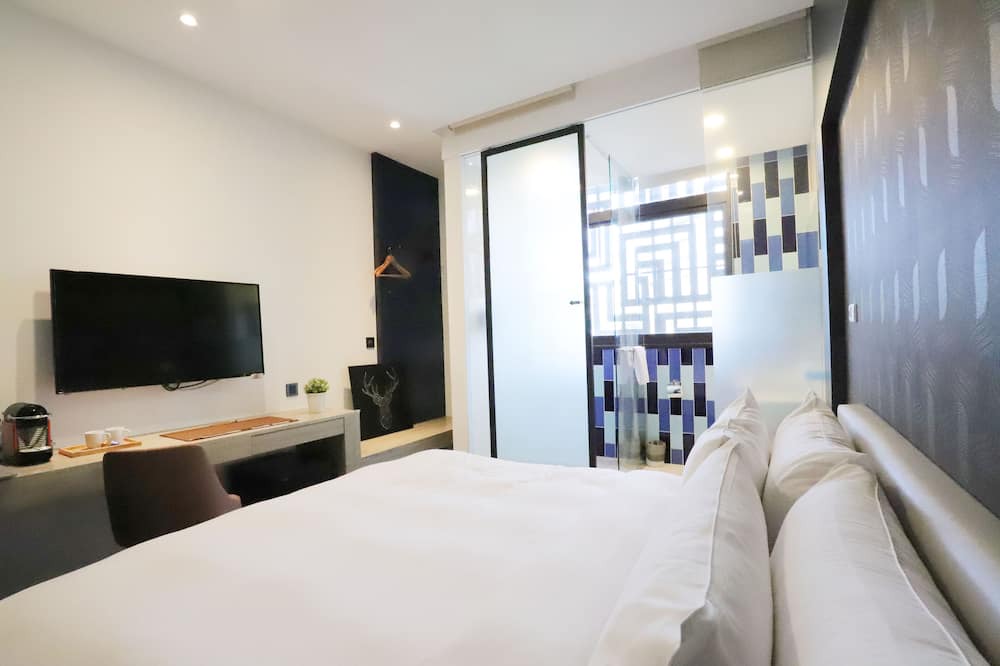 Photo of Bedroom in University District