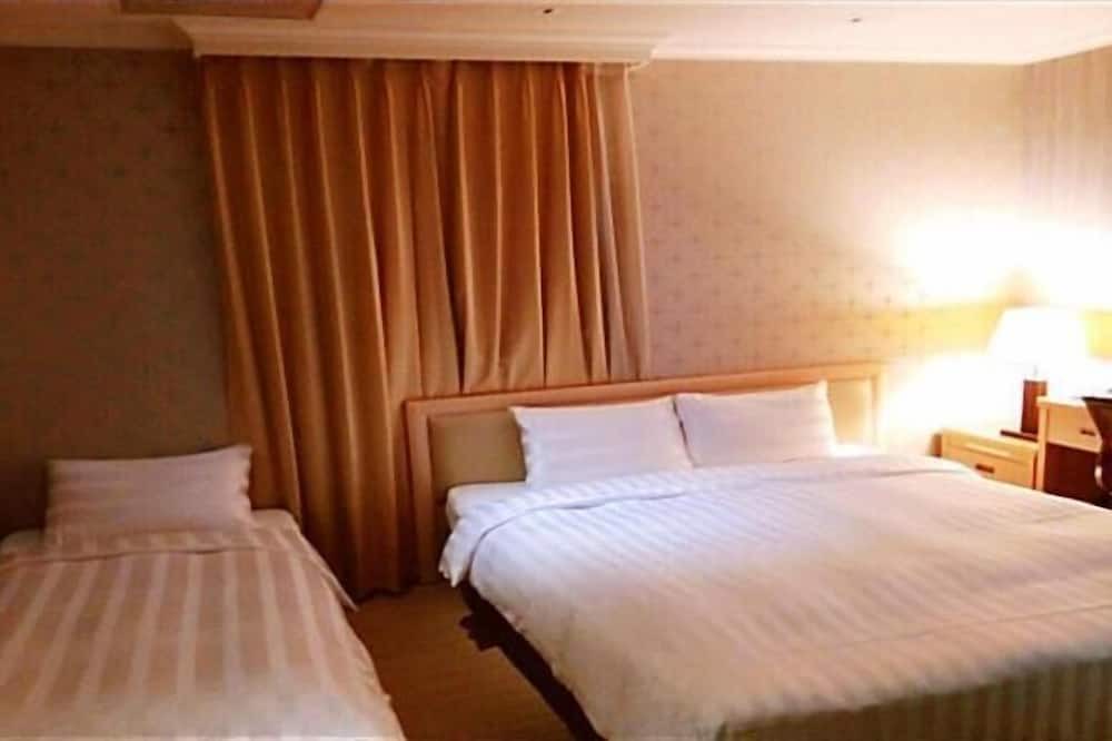 Photo of Bedroom in Longtan District