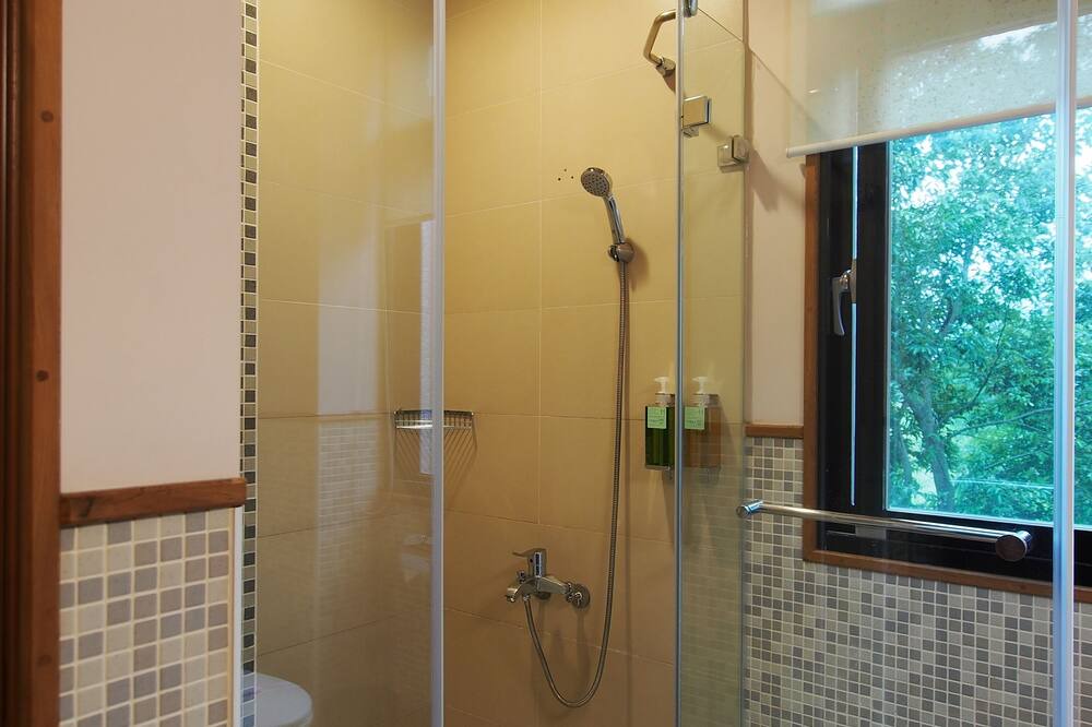 Photo of Bathroom in Xiulin