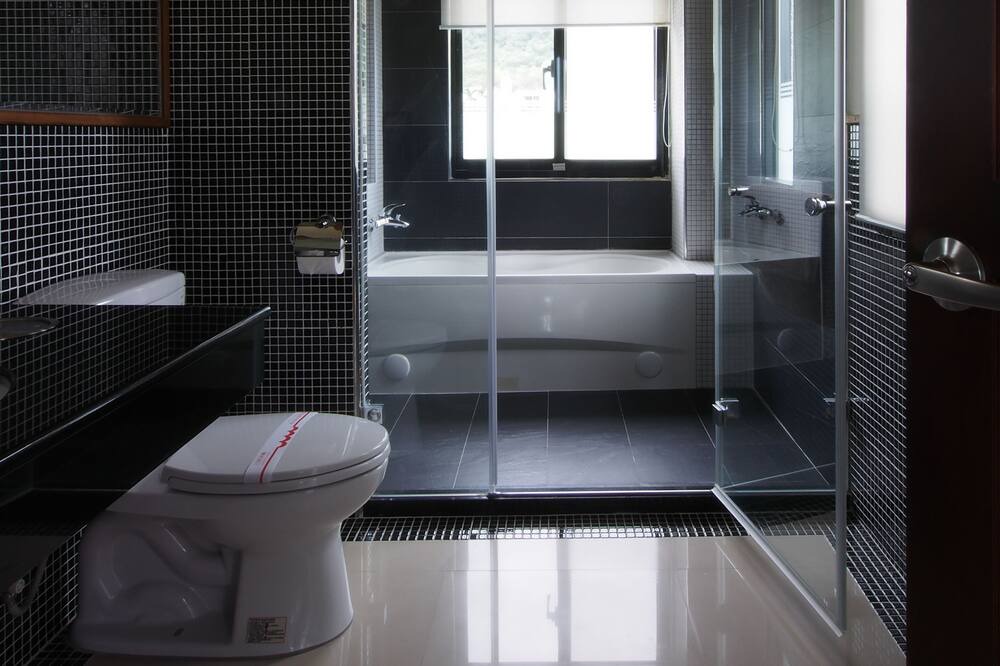 Photo of Bathroom in Xiulin