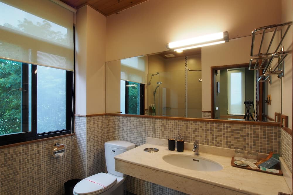 Photo of Bathroom in Xiulin